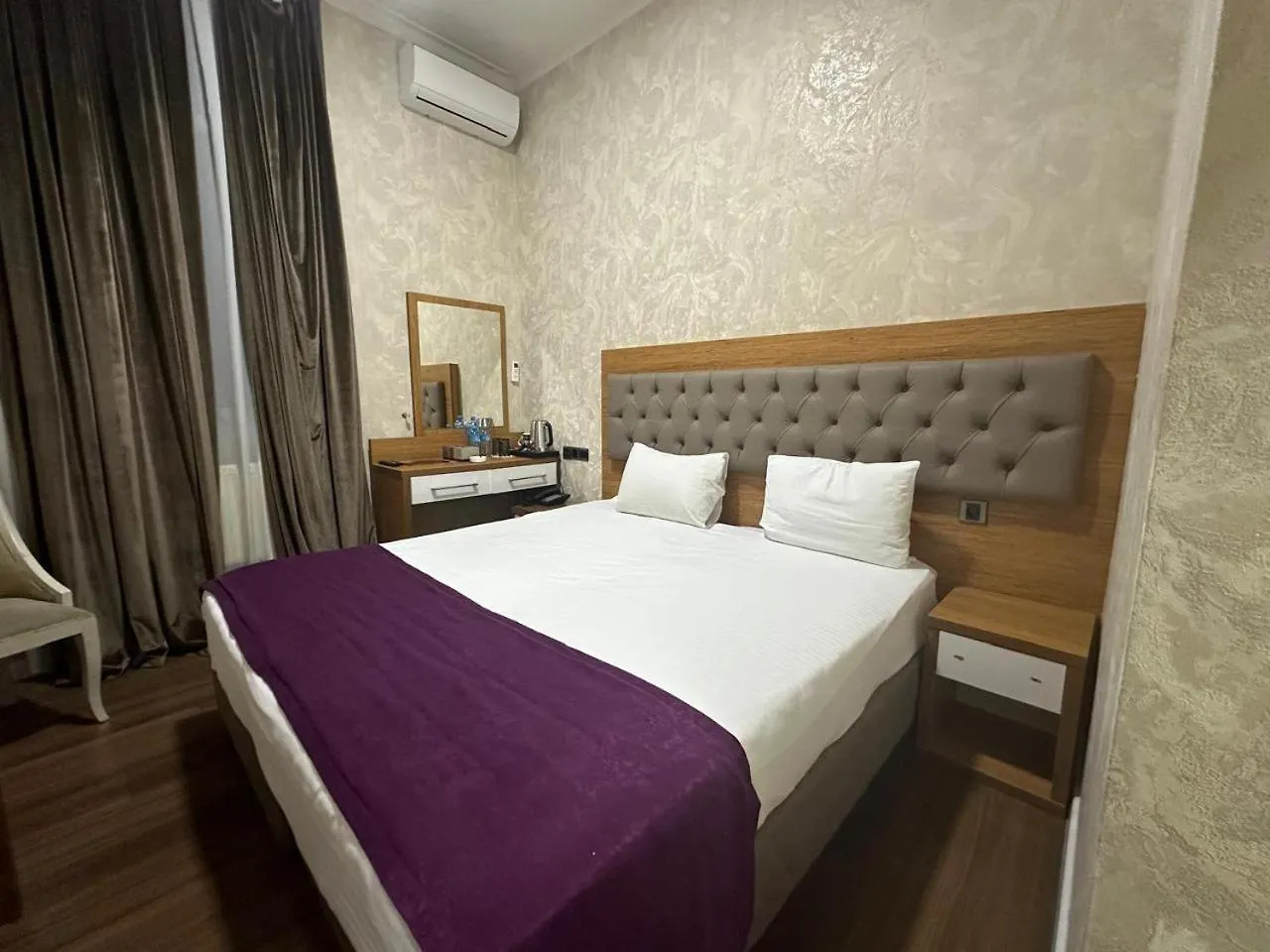 Hotel Empire Business באקו