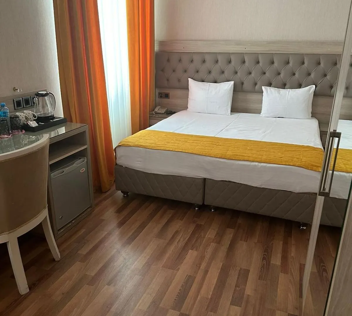 Hotel Empire Business באקו